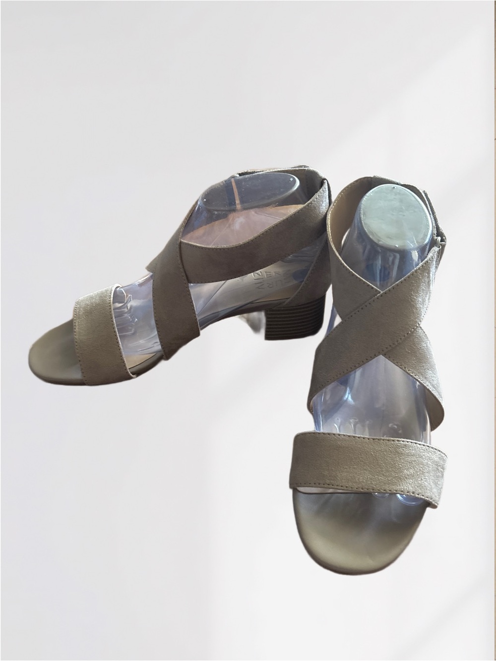 Naturalizer Adele Cross-Strap Women's Sandals in Taupe w/Ankle Buckle size 8.5 - Picture 3 of 7
